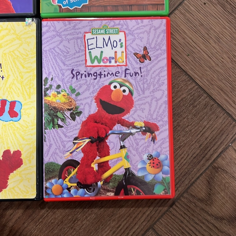 RARE FIND-ELMO SESAME STREET MOVIE COLLECTION - Picture 5 of 5